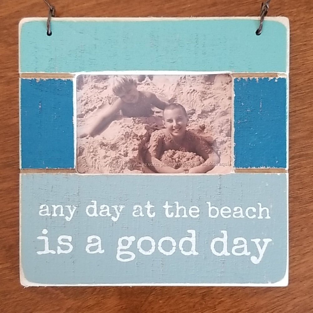 Good Day at the Beach Picture Frame